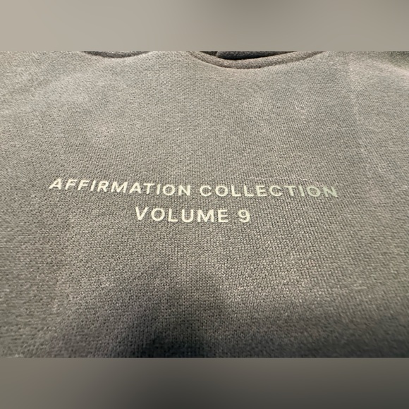 Green comfrt hoodie - Picture 2 of 5